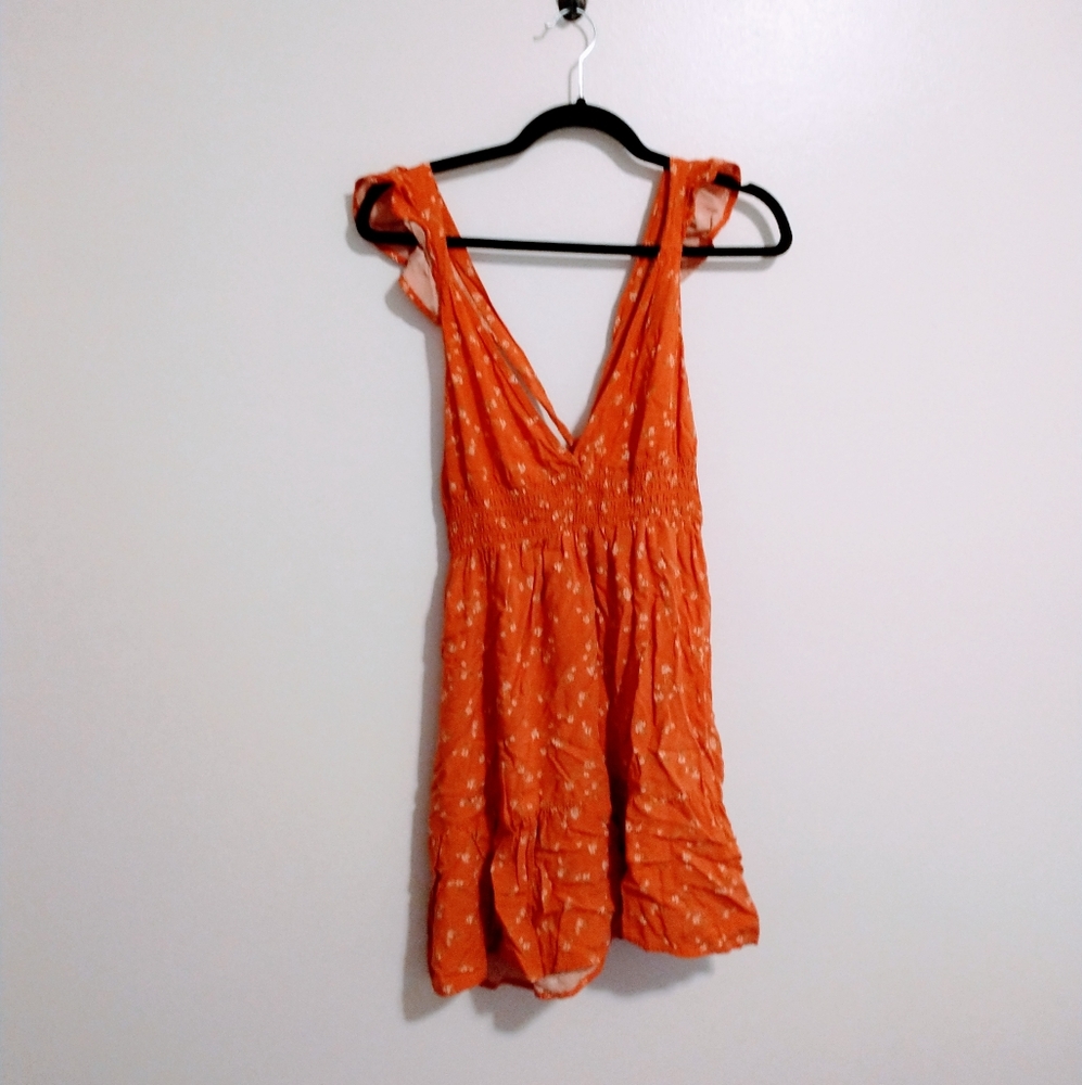 Summer dress with open back medium